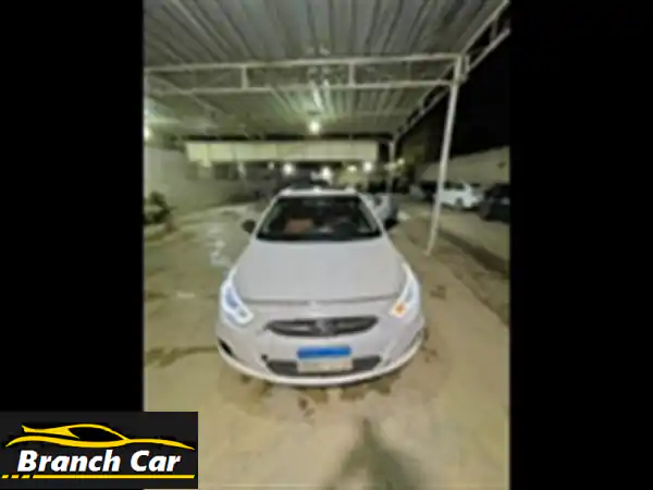 فرصة لا تعوض: هيونداي اكسنت 2015 RB خليجي فابريكا بالكامل – رخصة سنتين | فتحة سقف وشاشة ذكية!