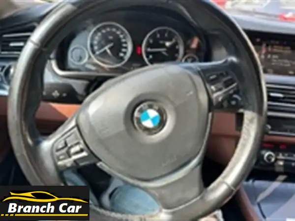 فخامة الأداء تنتظرك: BMW 520 موديل 206 – قيادة لا تُنسى!