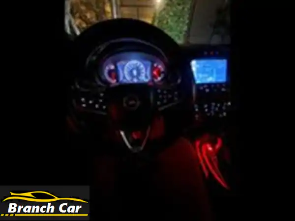 فرصة نادرة: أوبل إنسيجنيا توب لاين 2028 – فابريكة أول يد بإضافات استثنائية!