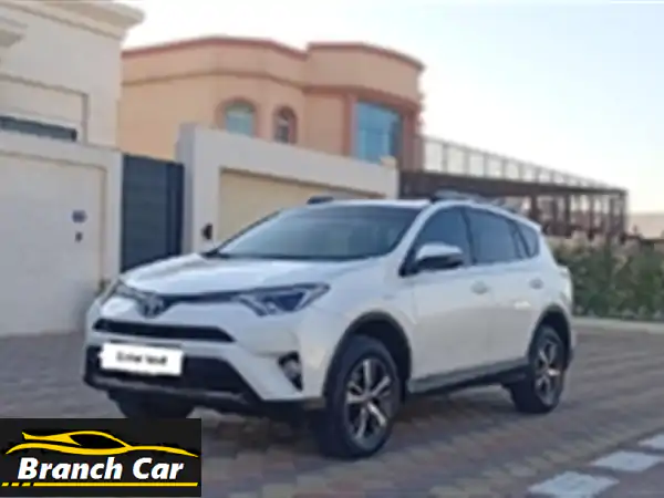 تويوتا راف فور 2017 للبيع بدبي: مغامرتك القادمة تبدأ هنا!
