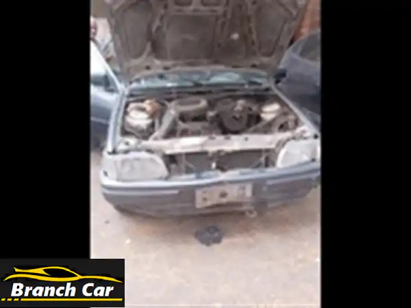 فورد فيستا 1996: رفيق الطريق الموثوق والاقتصادي – فرصة ذهبية لامتلاك سيارة عملية مستعملة!