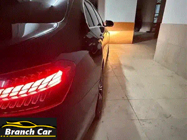 أودي 100 موديل 2025: فخامة البيج الجديدة بـ160 كم فقط! لا تفوّت الفرصة