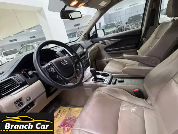 هوندا بايلوت 2017 فل أوبشن: عائلية، دفع رباعي، لون كستنائي مميز! للبيع في البحرين