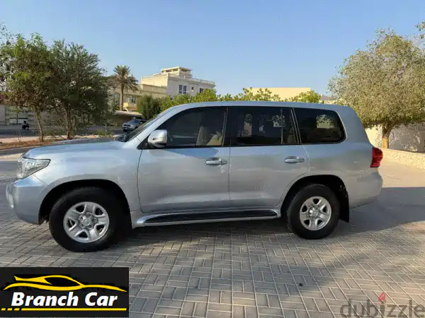 فرصة لا تعوض: تويوتا لاندكروزر 2013 G للبيع بالبحرين - مالك أول | وكالة | بحالة ممتازة - جاهزة للمغامرة!