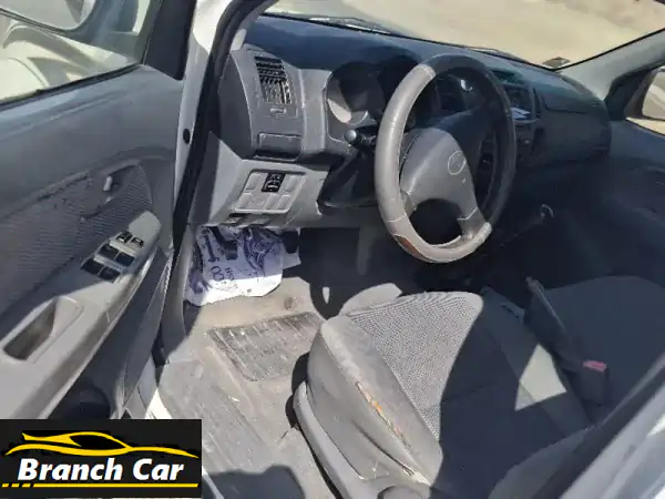 فرصة نادرة: تويوتا هيلكس 2007 (4x4) يدوي | صيانة كاملة | بسعر 30,000 درهم (قابل للتفاوض)