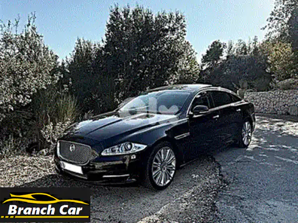 فرصة لا تعوض! جيب جراند شيروكي V6 2011 للبيع - نظافة فائقة، رمادي على جلد أسود