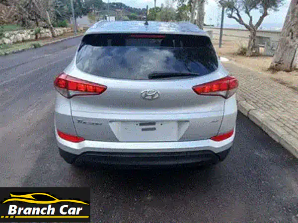 للبيع: هيونداي توسان 2015 | أجنبية | أسود فخم | بحالة ممتازة (175 ألف كم)