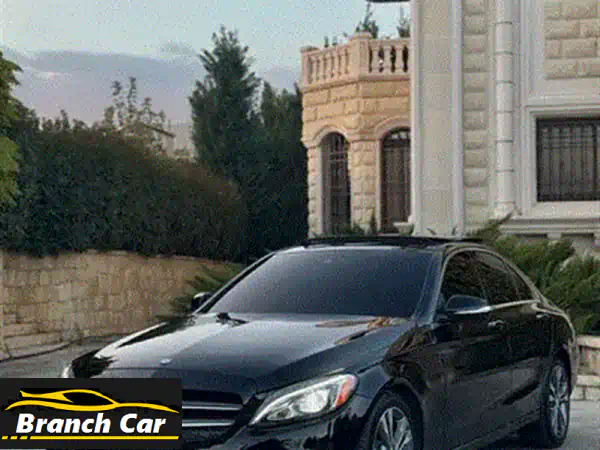 فرصة ذهبية: مرسيدس C-Class 2015 أسود - نظافة فائقة وفخامة لا تضاهى!