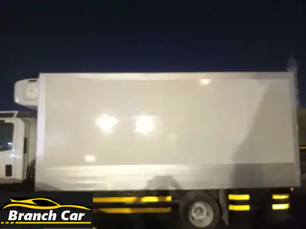 فرصة ذهبية! شاحنة ايسوزو دينا مبردة 5م | تجميد -18°C...