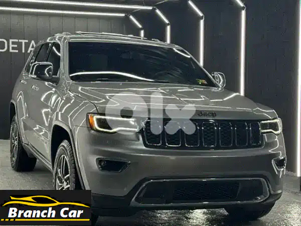 🌟 للبيع: جيب جراند شيروكي 2018 ليمتد بلس | رمادي فخم...