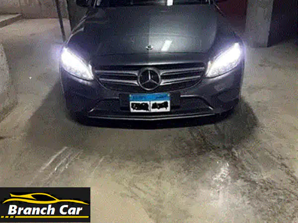 مرسيدس C180 AMG 2024 الجديدة: قمة الفخامة والأداء الرياضي ينتظرك!