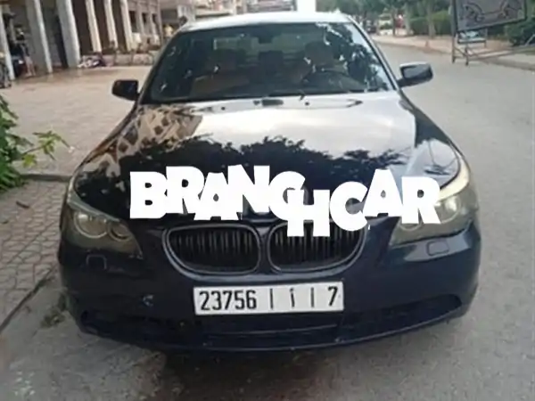 امتلك الأناقة والقوة: BMW الفئة الخامسة E60 موديل 2004...