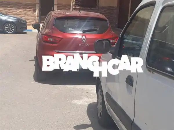 رينو كليو 4 أوتوماتيك 2016 للبيع: حالة ممتازة،...