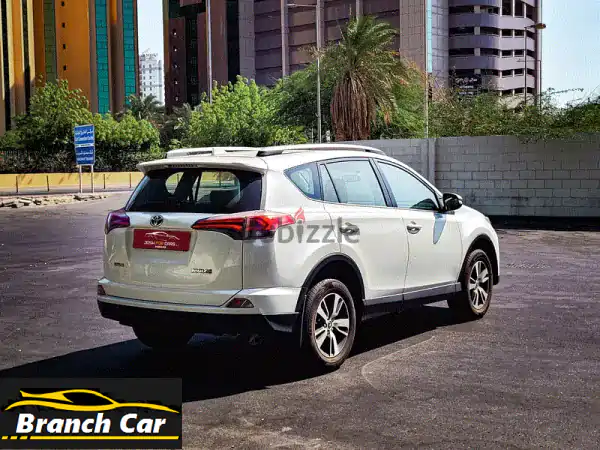 تويوتا راف 4 2018 للبيع: سيارة الأحلام العائلية بحالة ممتازة | مالك واحد وتأمين شامل حتى 2025