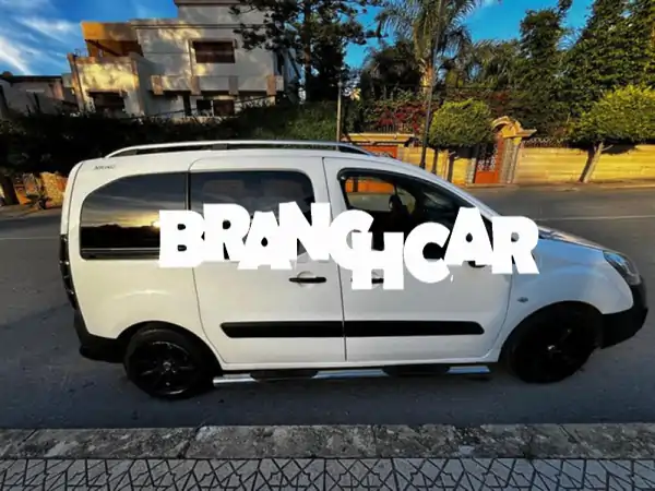 فرصة ذهبية! ستروين بيرلنكو 2018 للبيع في طنجة جبل كبير...