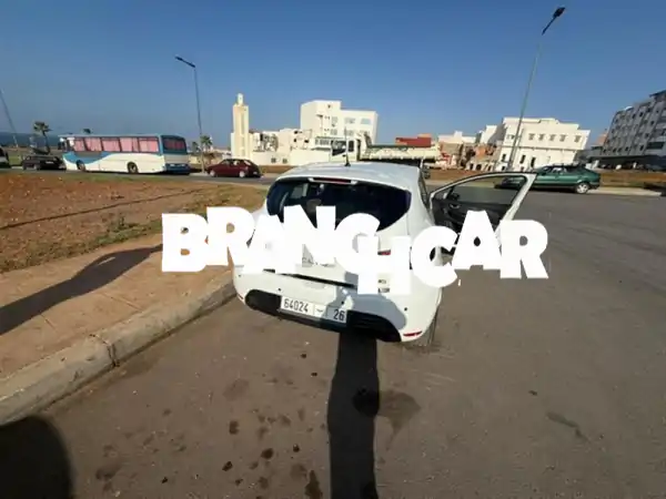 فرصة ذهبية: رينو كليو 4 موديل 2018 بحالة ممتازة | اقتصادية وعملية | جاهزة للانطلاق!