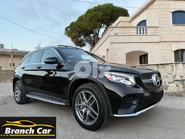 مرسيدس GLC 300 موديل 2018 AMG أصلي 4MATIC | فخامة سوداء كاملة...