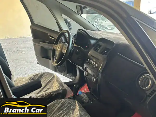 فرصة ذهبية: سوزوكي SX4 2014 للبيع في الشارقة (ميسلون) -...