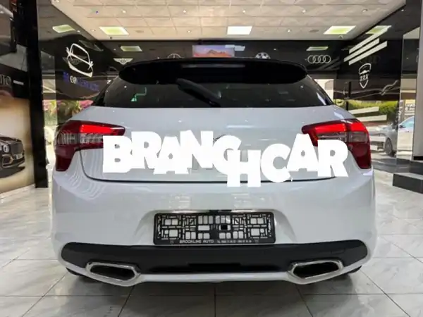 امتلك الفخامة: سيتروين DS DS5 2.0 HDi So Chic 2017 أوتوماتيك – صيانة مجانية وتقسيط ميسر في المغرب!