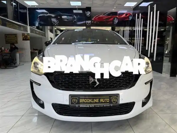امتلك الفخامة: سيتروين DS DS5 2.0 HDi So Chic 2017 أوتوماتيك...