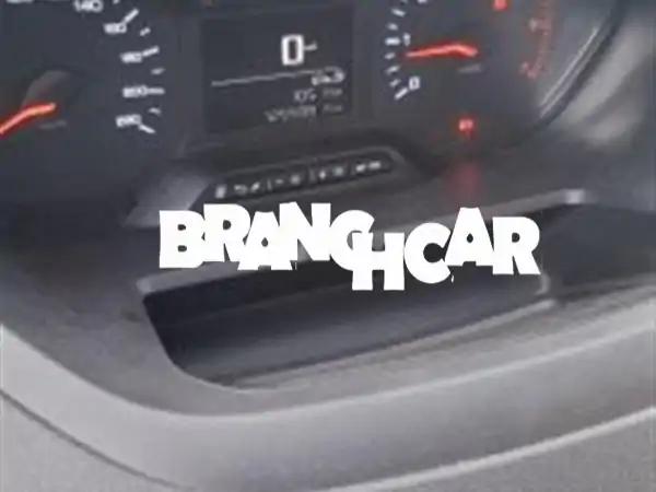 فرصة لا تفوت! بيجو ريفتر 2021: سيارة العائلة المثالية بطلاء المصنع الأصلي بسعر 179,000!