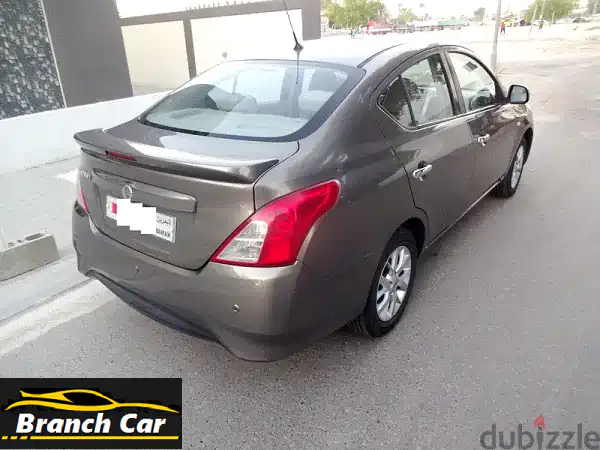 فرصة لا تعوض: نيسان صني 2021 (بني) – مالك أول | 60 ألف كم، كاملة المواصفات، وسائد هوائية، حالة ممتازة!