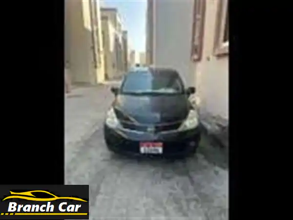 نيسان فيرسا 2011 للبيع: اقتصادية، عملية، ومجهزة...