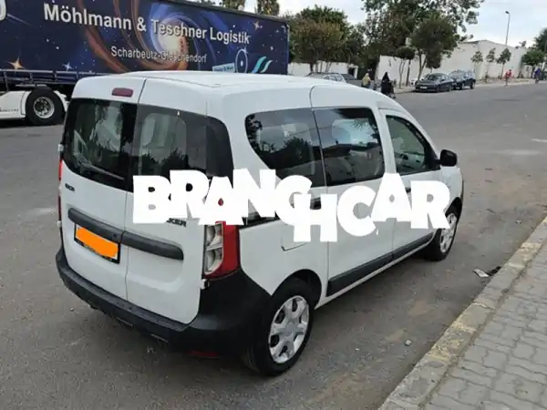 فرصة لا تعوض! داشيا دوكر 2017 | فان عائلي عملي بحالة المصنع | بدون حوادث - سعر مغرٍ وقابل للتفاوض!