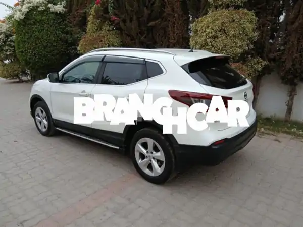 فرصة لا تفوت! نيسان قشقاي ديزل 2021 للبيع في أغادير - حالة ممتازة وموفرة للوقود