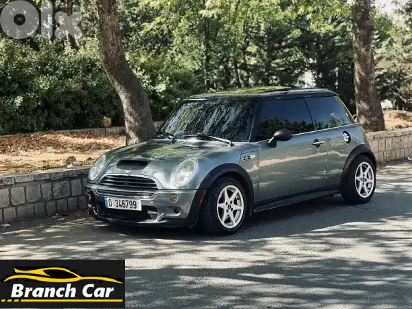 للبيع: MINI Cooper S 2004 فضي – متعة القيادة الأسطورية تنتظرك!