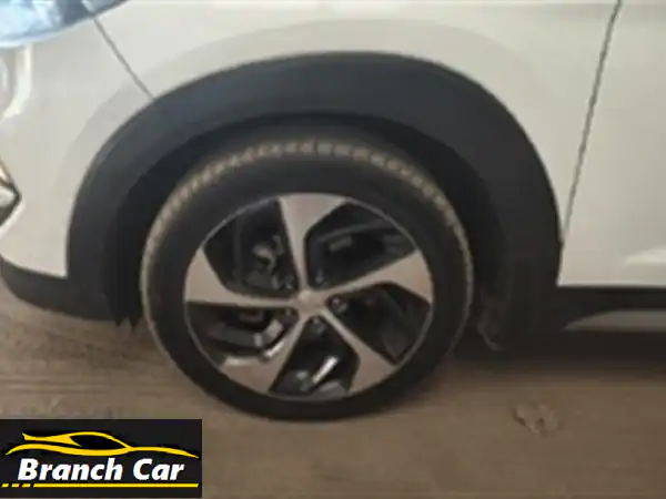 فرصة ذهبية: هيونداي توسان 209 تربو GDI فبريكة | رخصة سنة - مواصفات كاملة