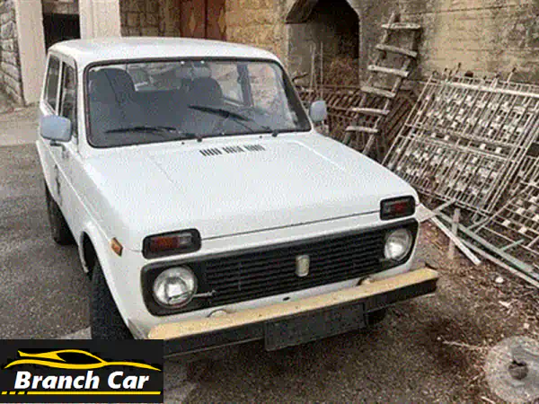 لادا نيفا 1991 خضراء كلاسيكية | دفع رباعي أسطوري بحالة ميكانيكية ممتازة