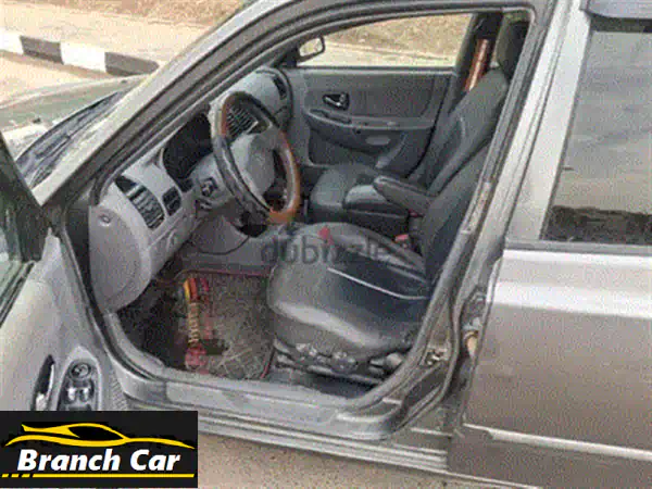 هيونداي فيرنا تاكسي 2013 أبيض: رخصة سنة، جاهزة للشغل بلا مصاريف!