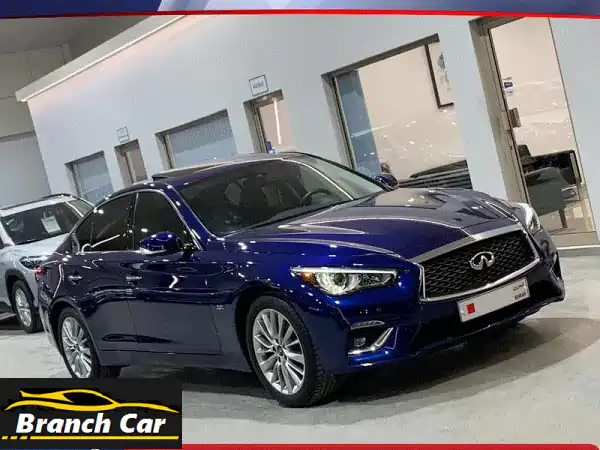 إنفينيتي Q50 2019 زرقاء | 10,000 كم فقط | بحالة الوكالة...
