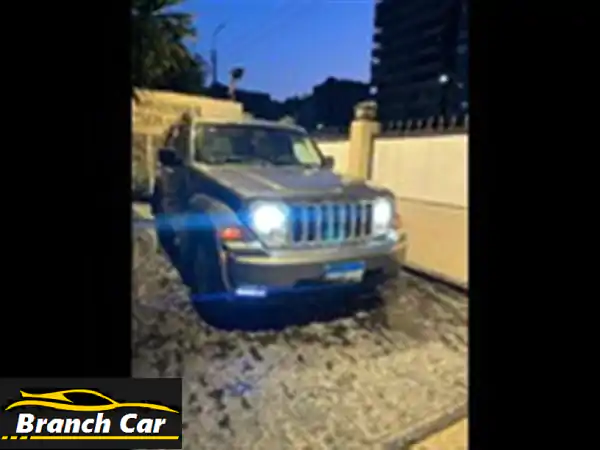 جيب شيروكي 2010 للبيع في مصر الجديدة: قوة واعتمادية لكل مغامرة!