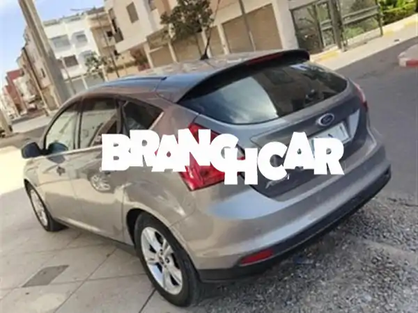 فورد فوكس 2013 للبيع: اقتصادية، عملية، قير عادي...