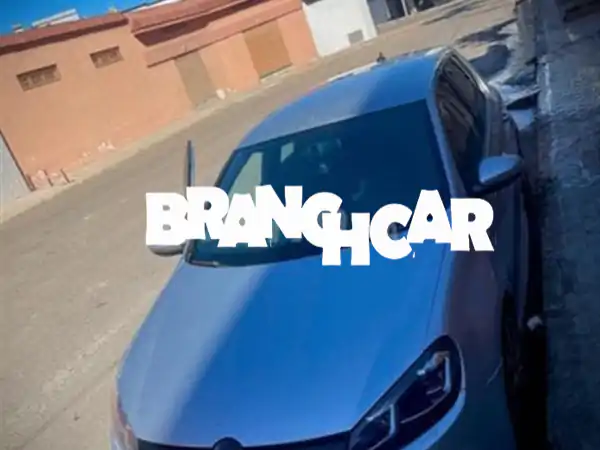 فولكس فاجن جولف 6 للبيع: 2014 أتوماتيك، 20 ألف كم |...