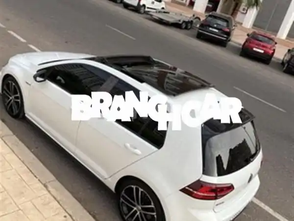 للبيع: فولكس فاجن جولف 7 GTD موديل 2015 – أداء رياضي...