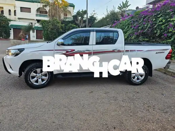 تويوتا هايلوكس ريفو 2019 دبل كابين 4x4 | قوة،...