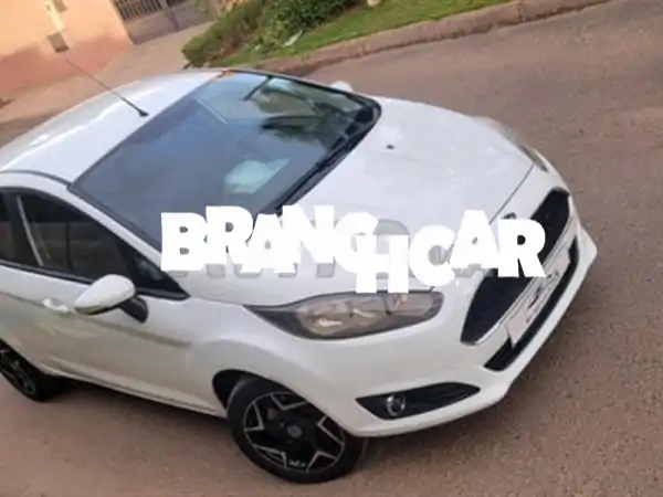 للبيع: فورد فييستا 2018 ديزل مانيوال في مراكش | اقتصادية، عملية وموثوقة!