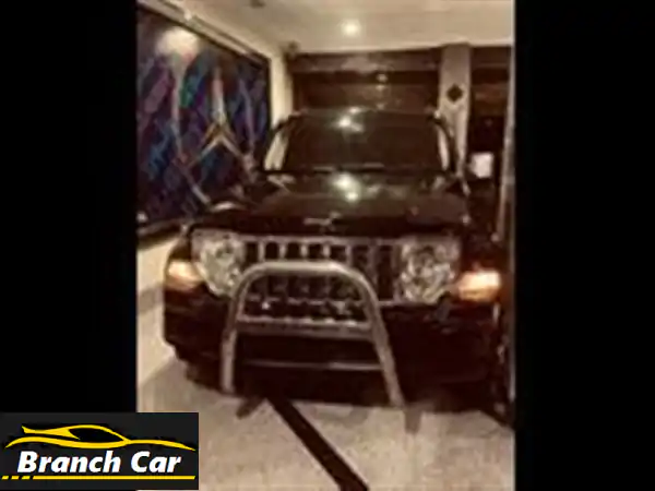 جيب شيروكي 2011 للبيع بالشيراتون: الأسطورة...