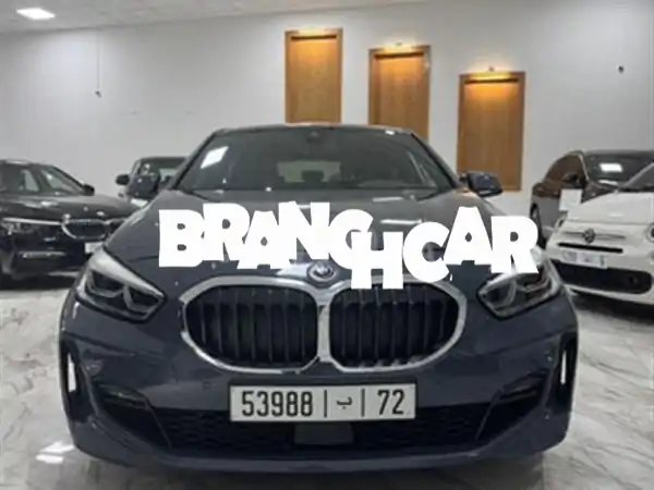 BMW الفئة الأولى بنزين أوتوماتيكية 2023 في الرباط