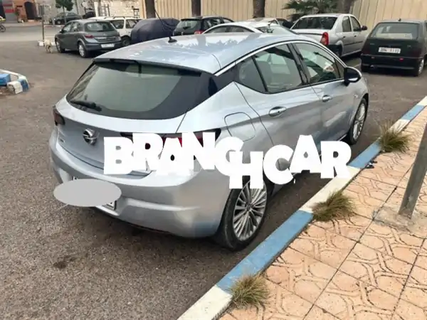 أوبل أسترا 2016 للبيع: كاملة الخيارات، بحالة...