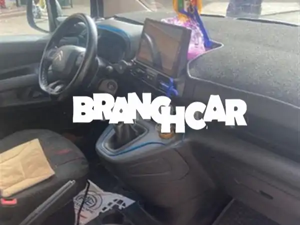 فرصة مميزة: سيتروين 2019 للبيع مباشرة من المالك | حالة ممتازة و مواصفات رائعة