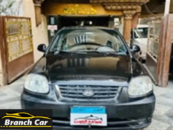 فرصة ذهبية: هيونداي فيرنا 2011 للبيع بحالة ممتازة -...