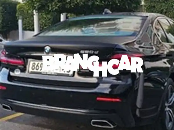 BMW الفئة الخامسة 2021 للبيع: فخامة يد أولى، 65 ألف كم، بسعر 410,000 – لا تفوت الفرصة!