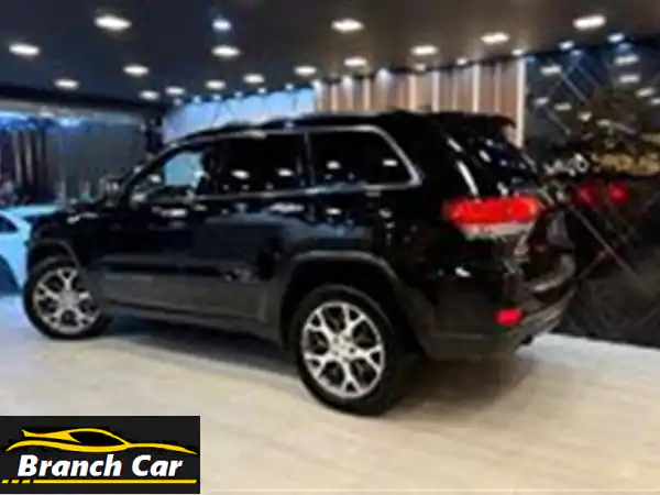 جيب جراند شيروكي 2021 للبيع في التجمع الخامس والقاهرة الجديدة | فخامة، قوة، وأداء لا يُضاهى!