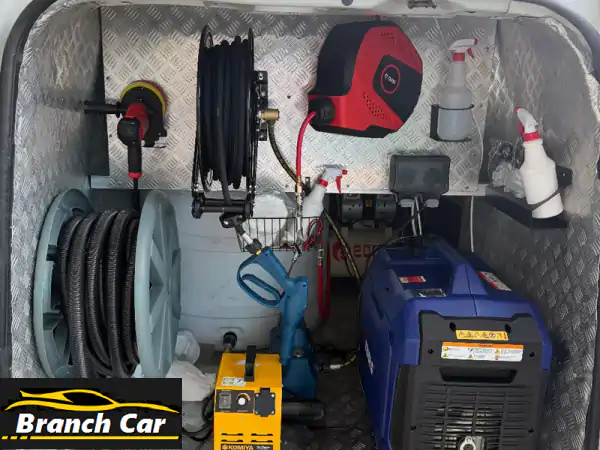 فرصة استثمارية: رينو دوكر مغسلة سيارات متنقلة جديدة بالكامل ومضمونة - جاهزة للعمل!