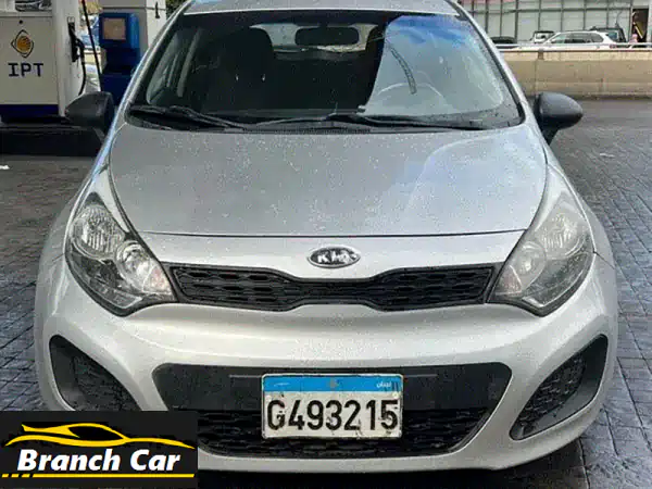 كيا ريو 2012 أزرق كحلي: قيادة اقتصادية وأنيقة...