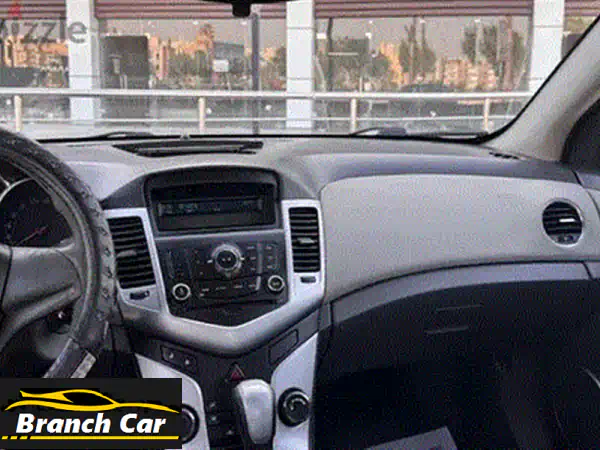 فرصة ذهبية: شيفورليه كروز 2016 أزرق كحلي | صيانة توكيل بالكامل | حالة المصنع